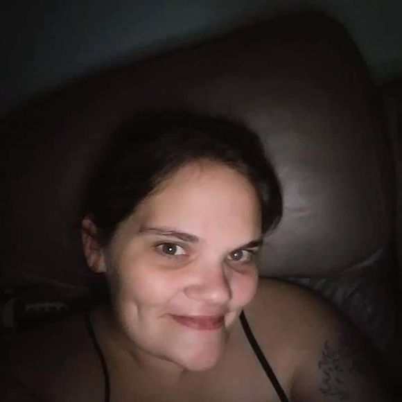 Meet your Posher, Lauren - Picture 1 of 1